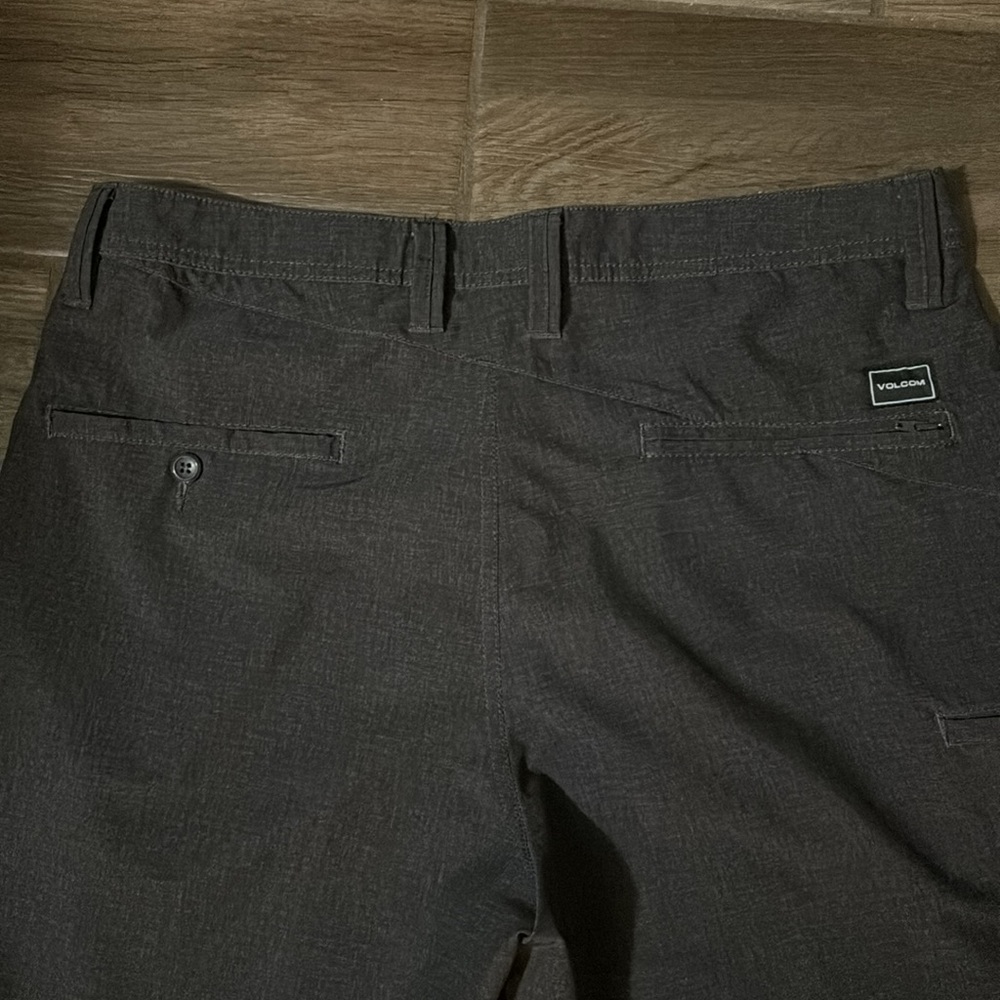 Volcom Hybrid Men’s Shorts - Picture 6 of 7